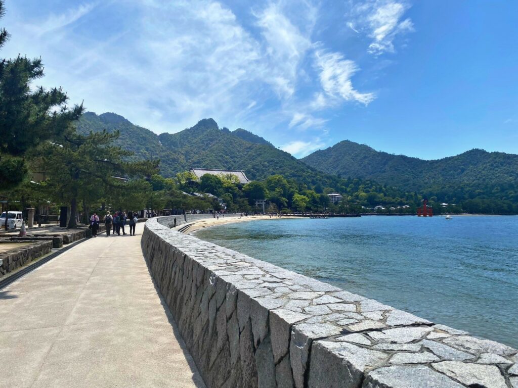 宮島の海