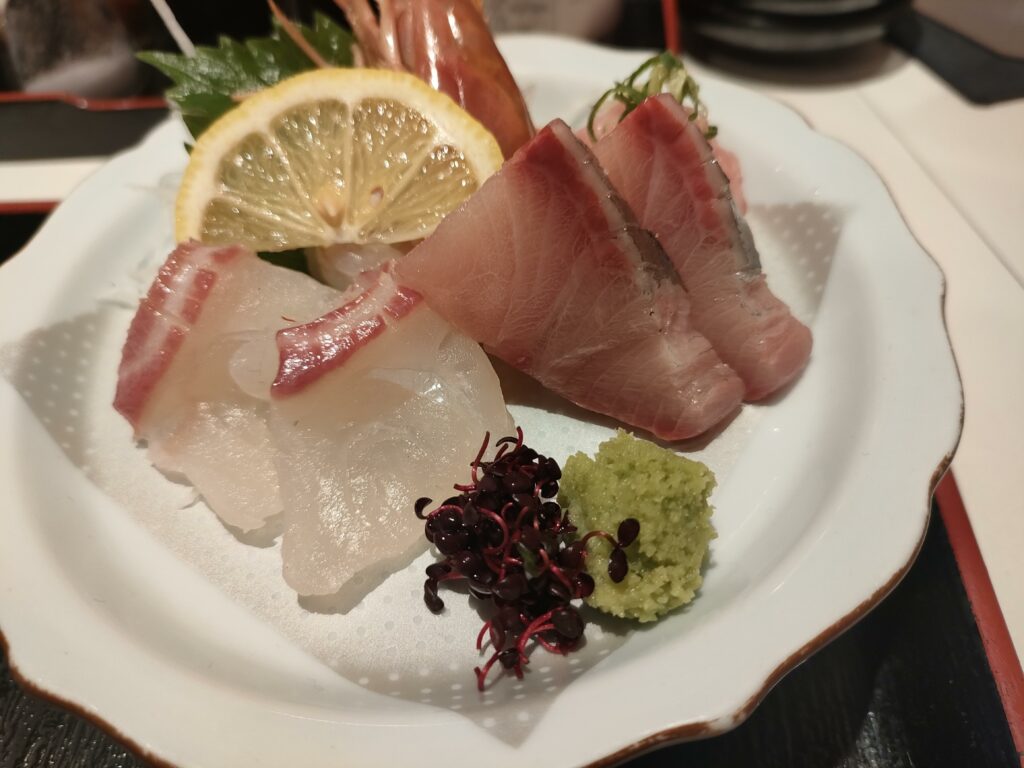 八閣ランチ3