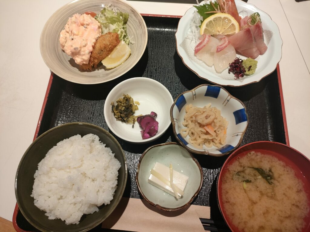 八閣ランチ1