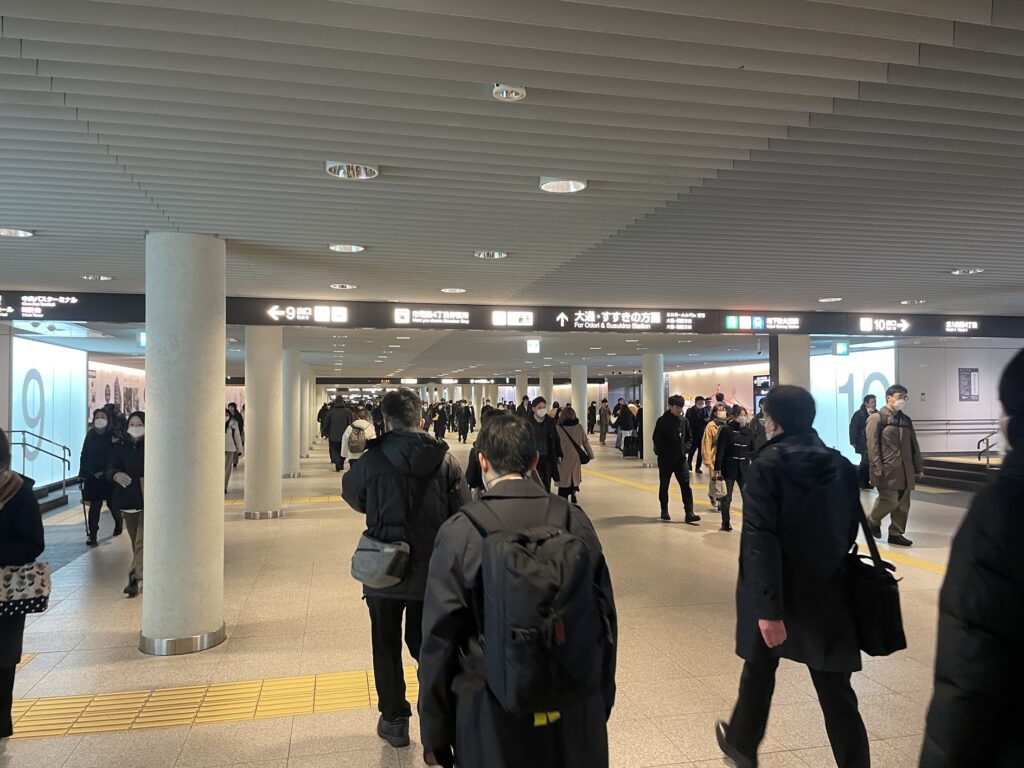 札幌地下歩道　大通り方面