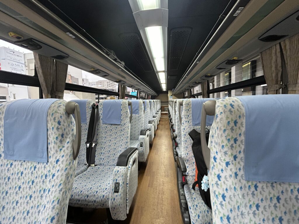 バス