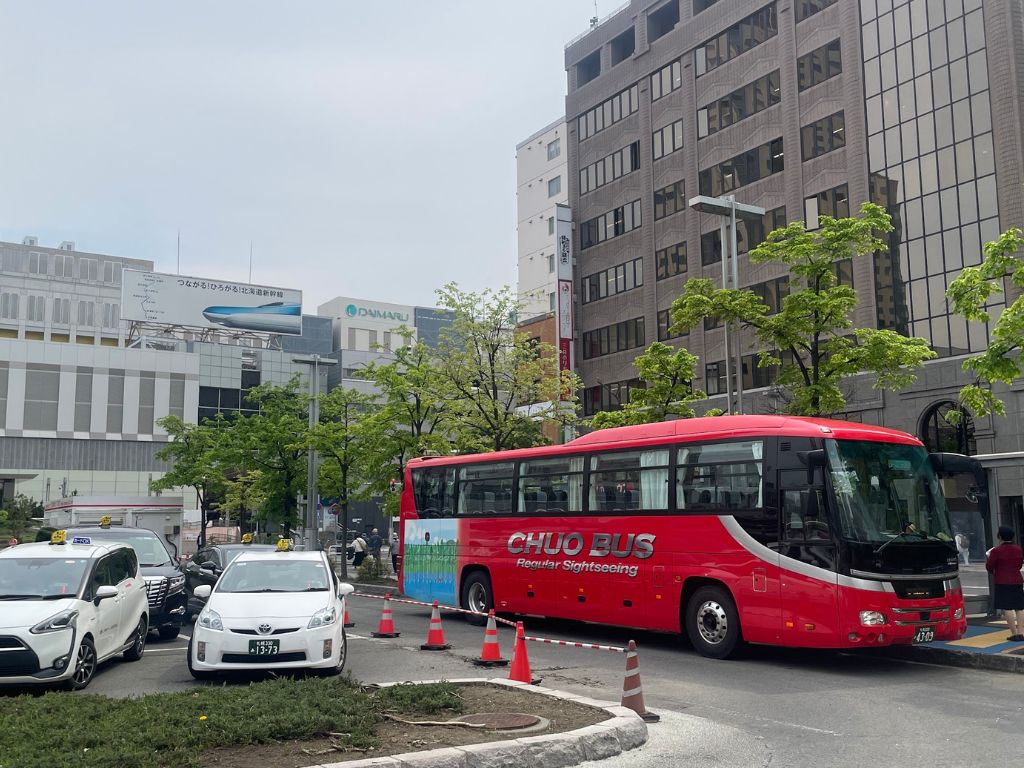 札幌駅へ戻ったバス