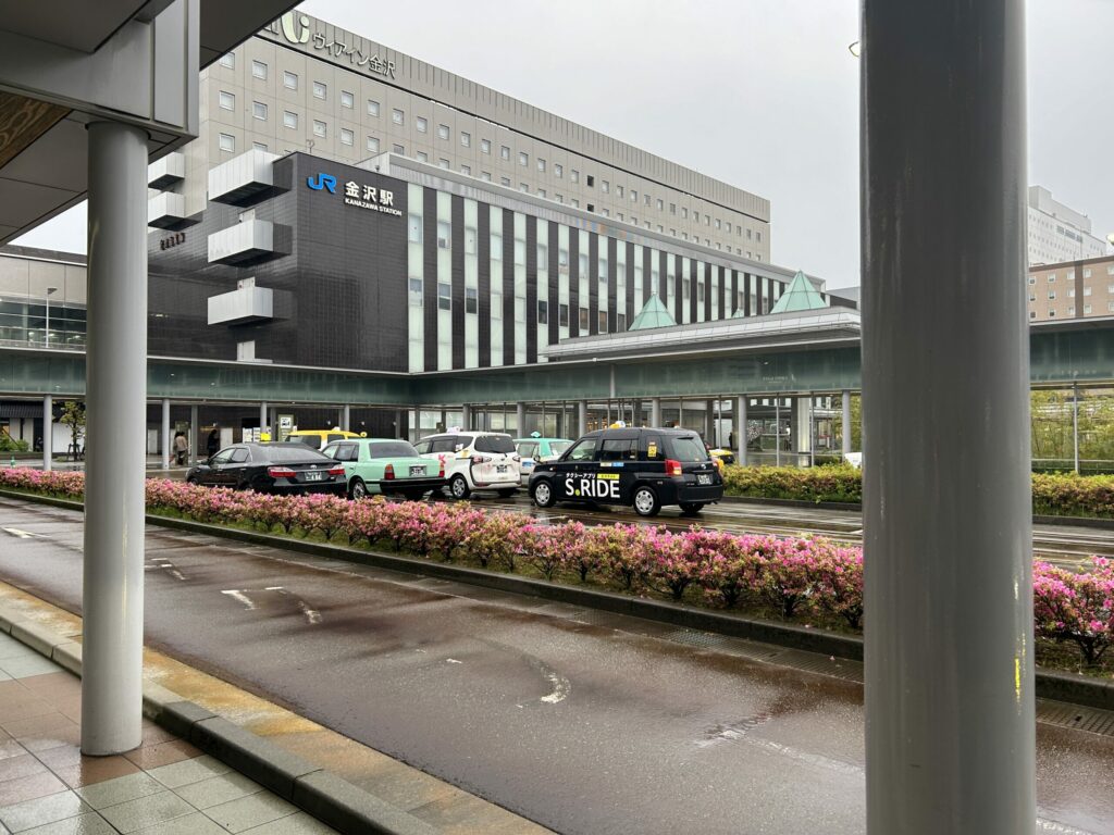金沢駅