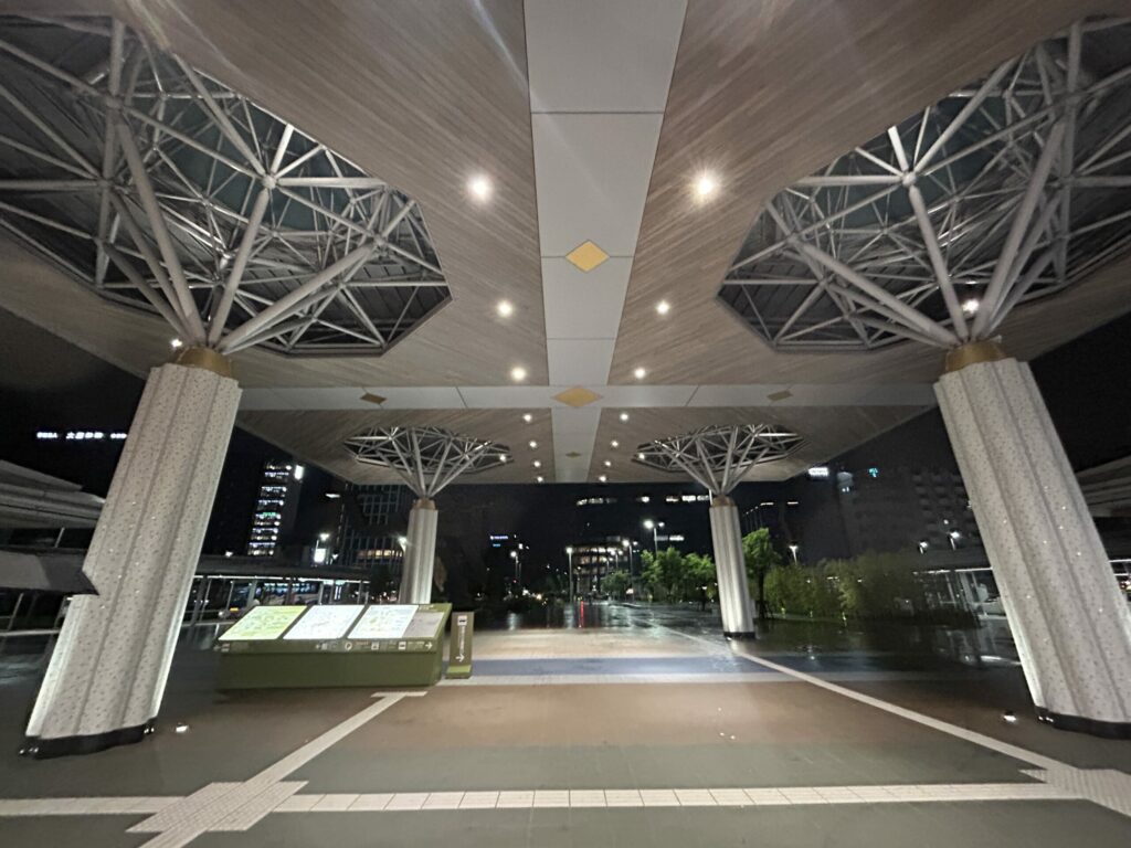 西口