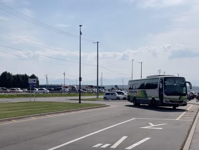 道の駅おとふけバス到着