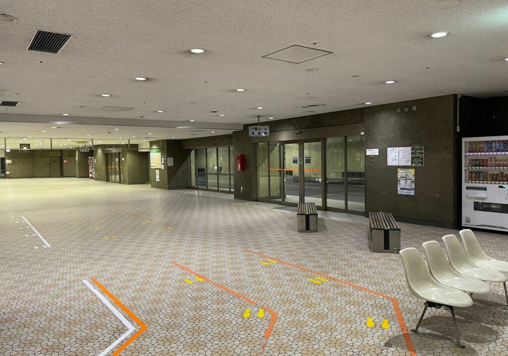 バスセンタービル内