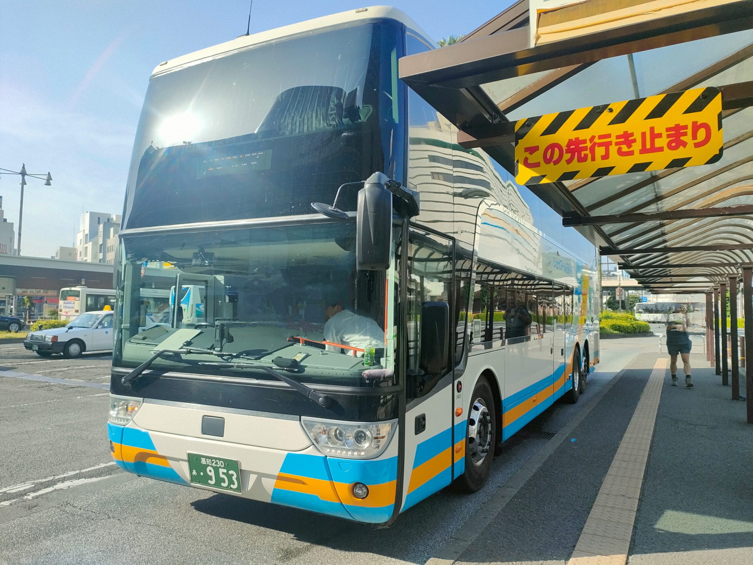 徳島駅前