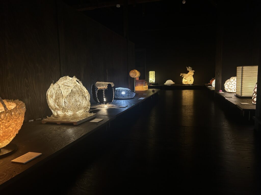 美濃和紙あかりアート館