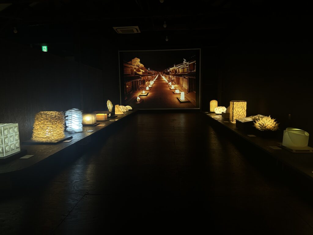 美濃和紙あかりアート館