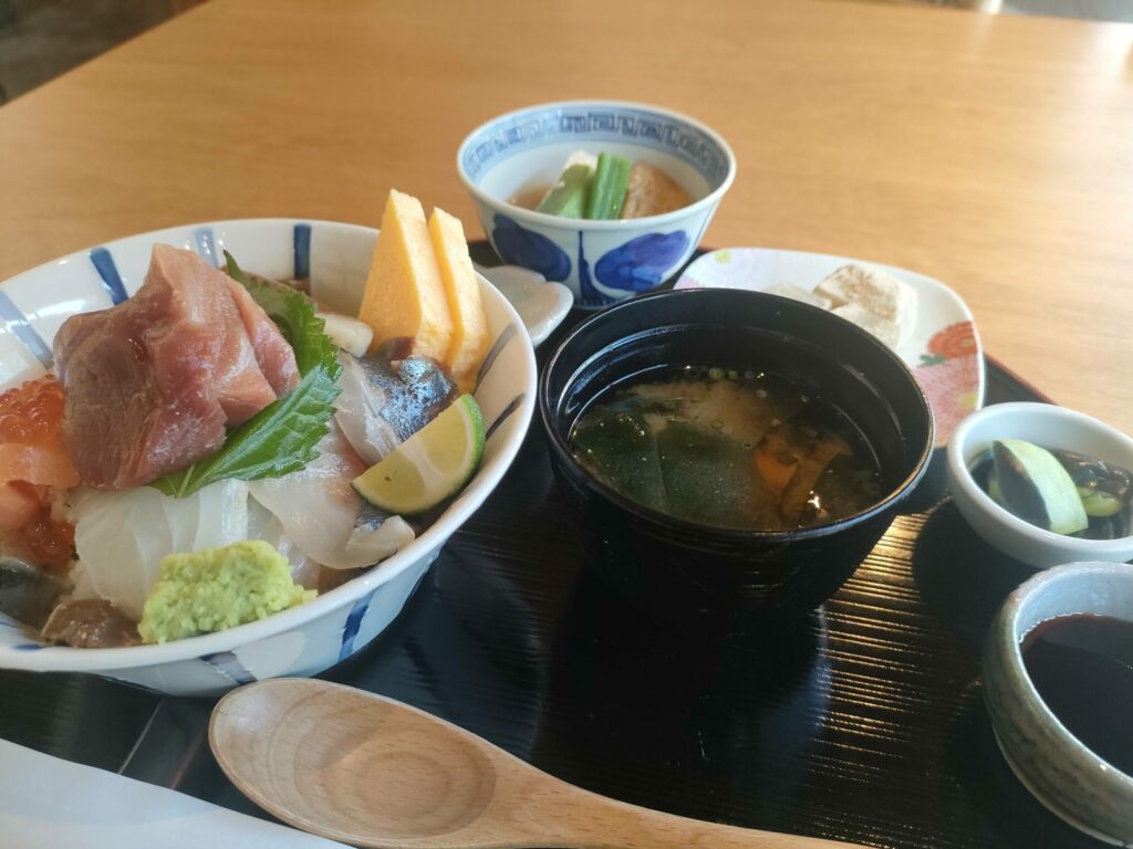 昼食