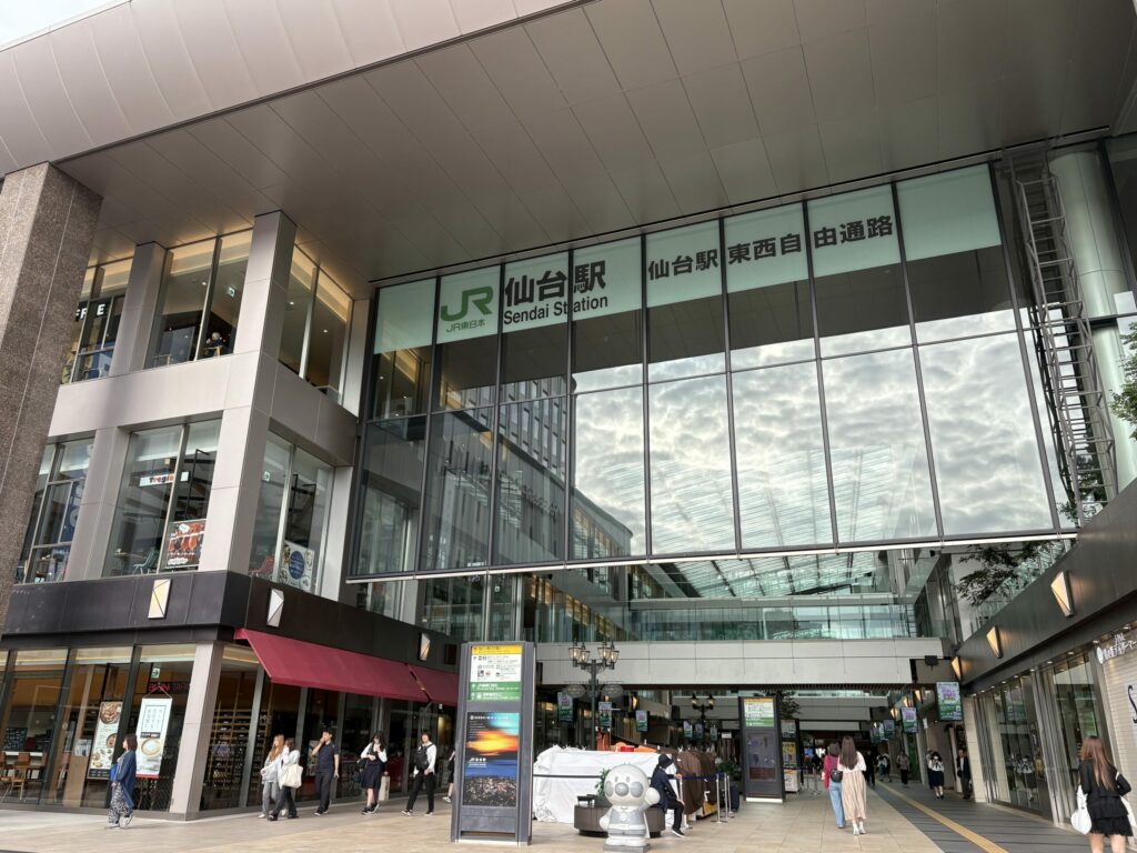 仙台駅2階南側の東西自由通路