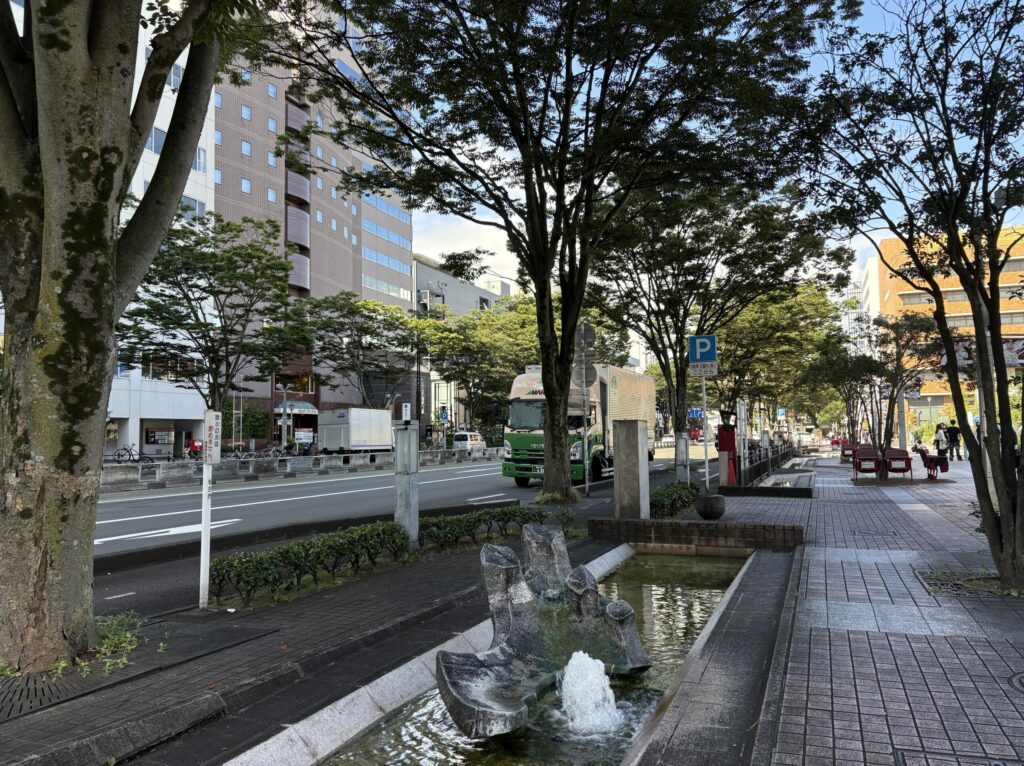 TBCハウジングステーション前（ホテルガーデンパレス付近）
