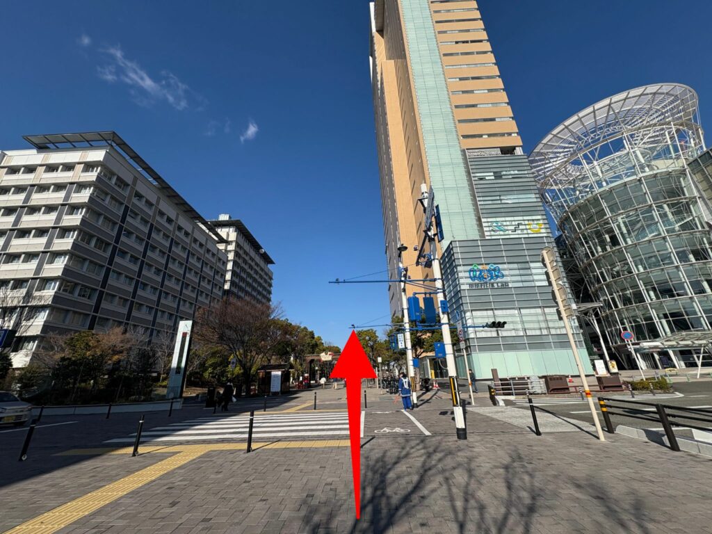 高松駅高速バスターミナルからあなぶきアリーナ香川へのアクセスガイド