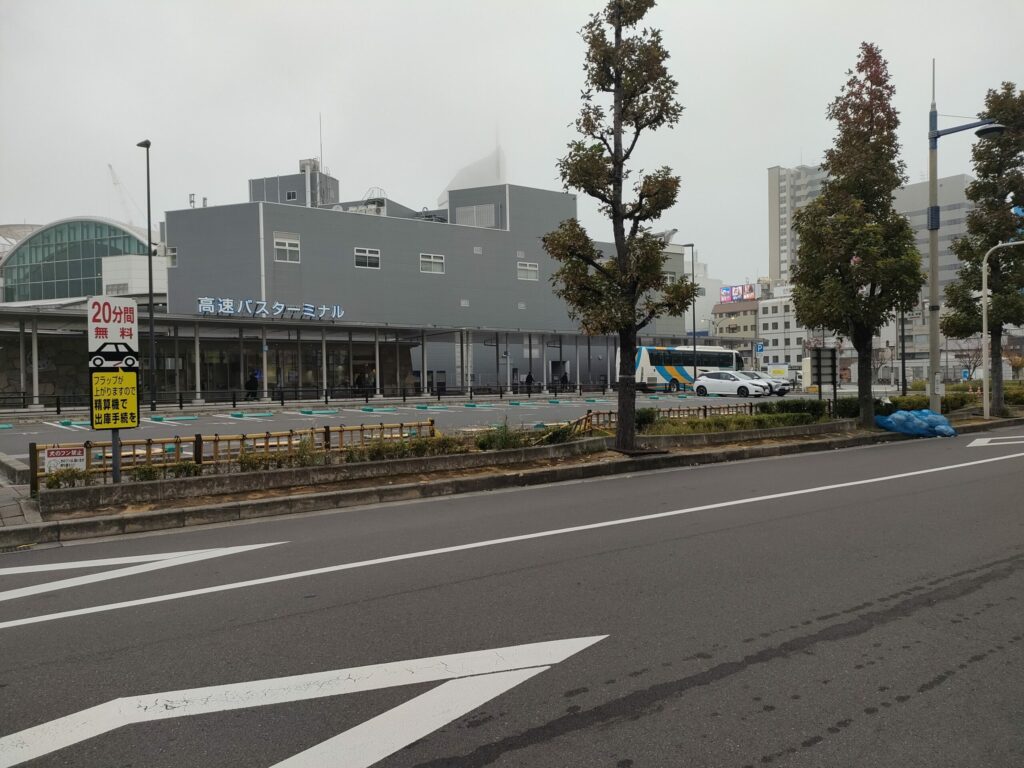 高松駅高速バスターミナル