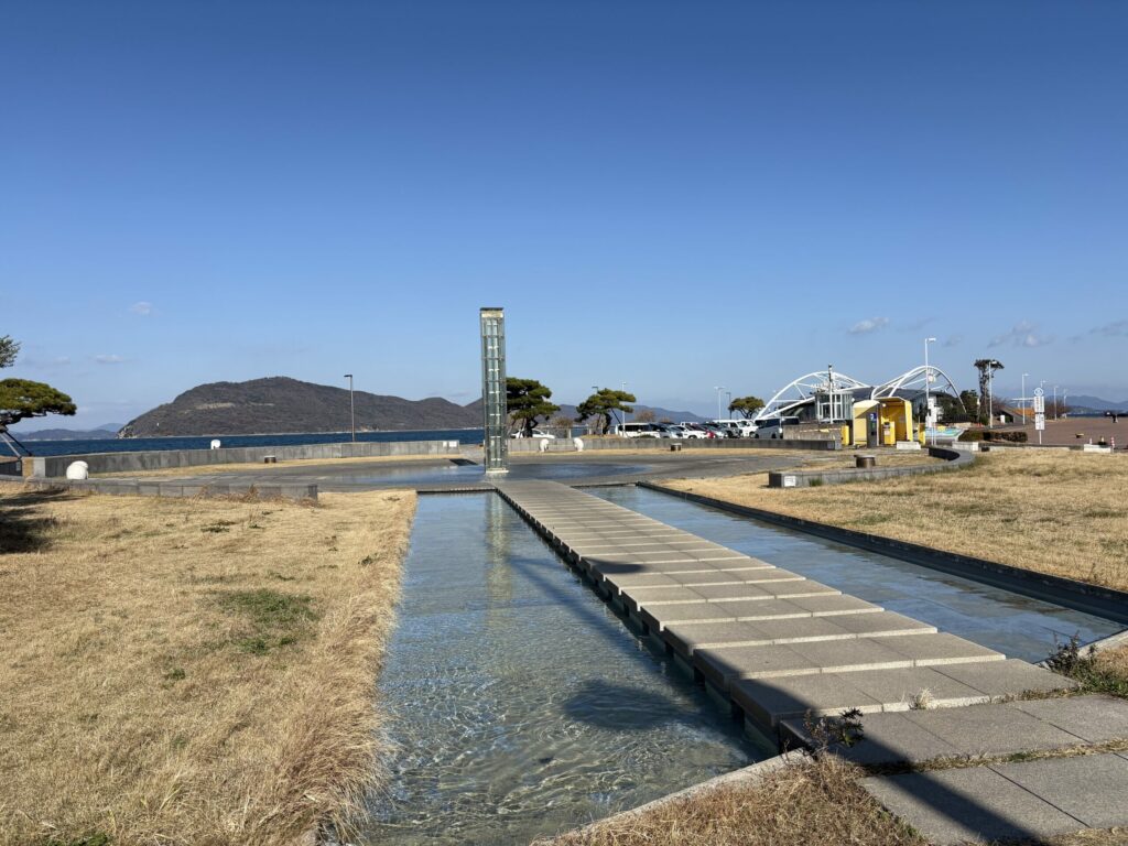 サンポート高松の噴水エリア