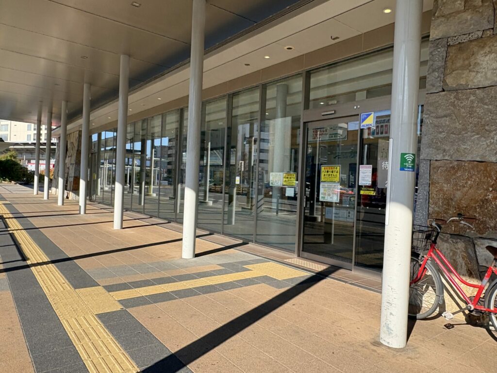 高松駅高速バスターミナルの設備