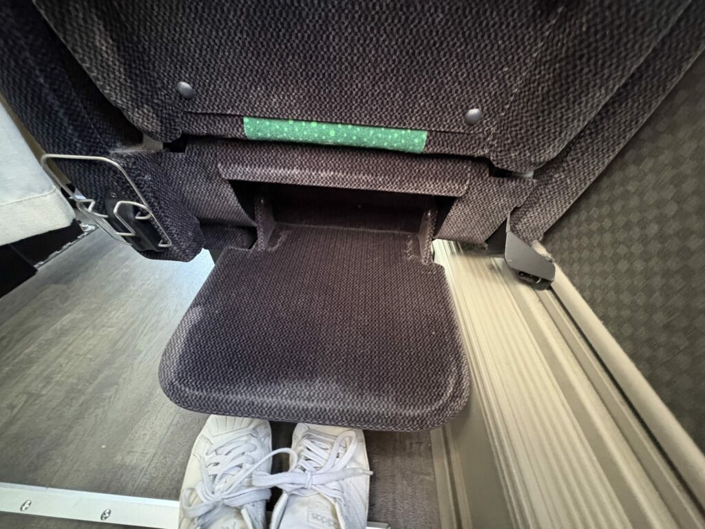 大阪・神戸-淡路・高松線フットバス