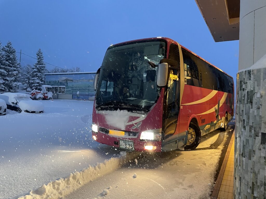 イーグルライナー　知床第一ホテル前