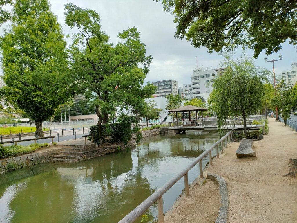 西川緑地公園