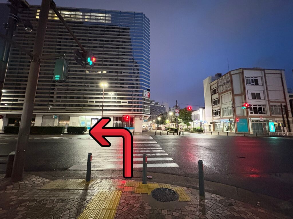 横浜駅西口第２バスターミナルから横浜スタジアムへのアクセス（JR根岸線「関内駅」で降車）