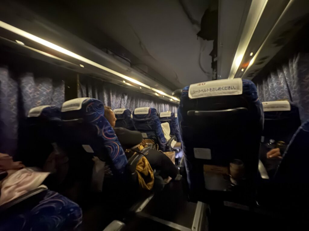 フライングスニーカー