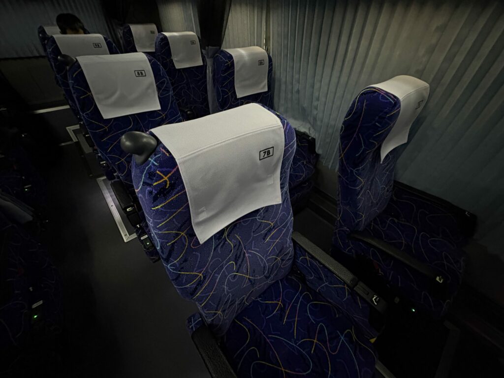 富山地方鉄道/阪急観光バスのシート
