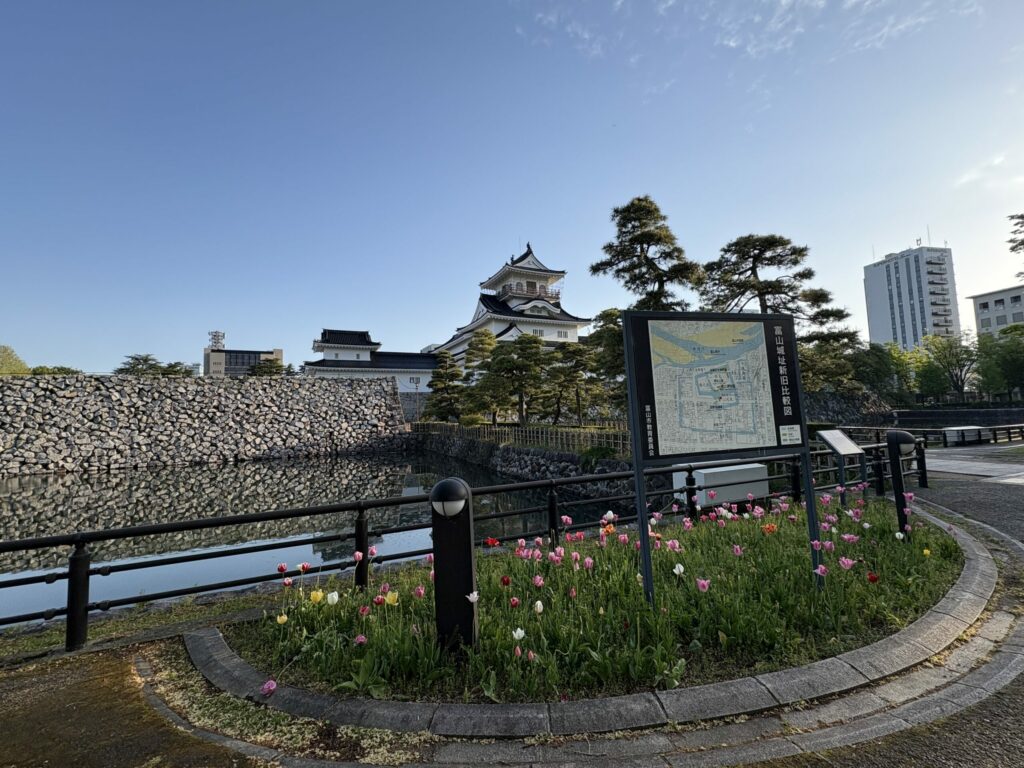富山城