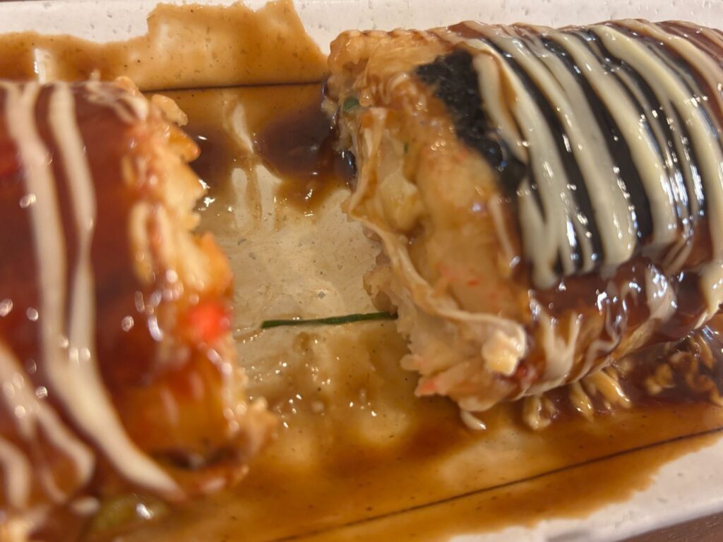 どんどん焼きの中のとろけるチーズの様子