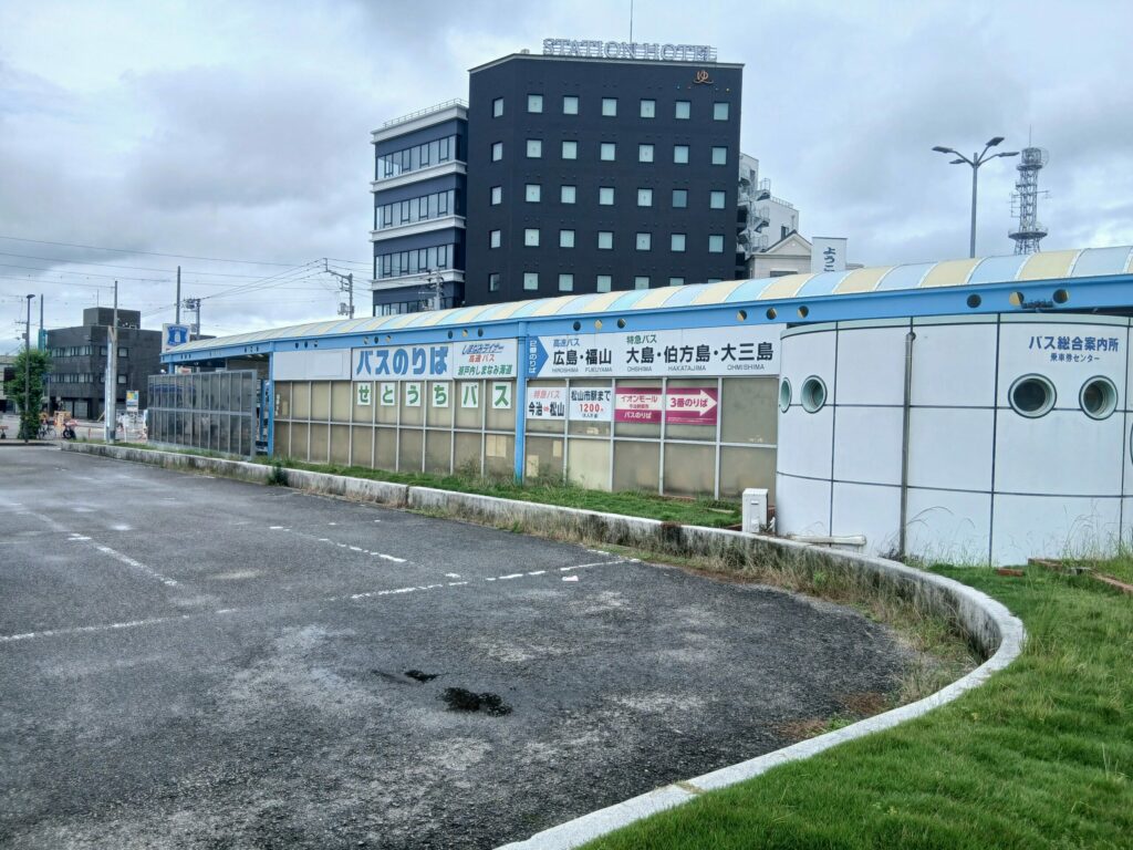しまなみライナー今治駅前