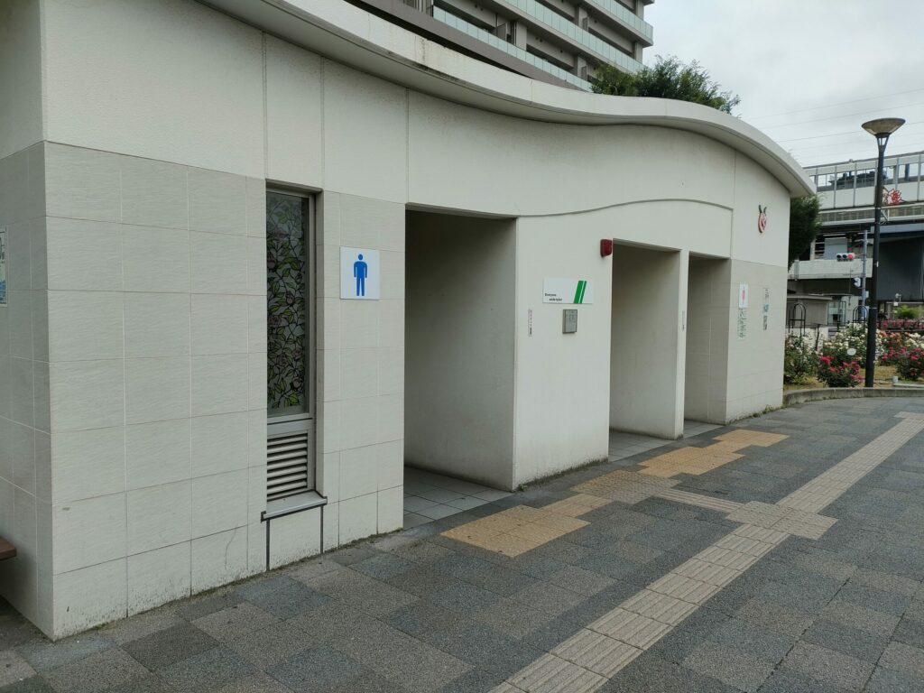 福山駅バスターミナルお手洗い