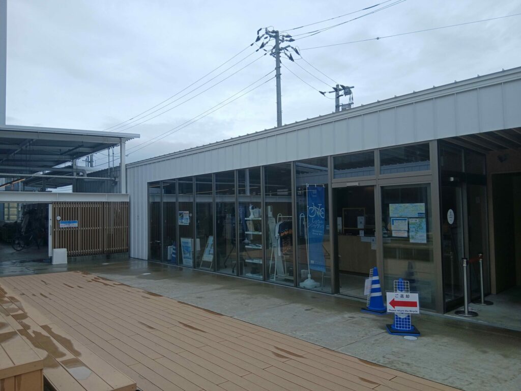 今治駅前サイクリングターミナル