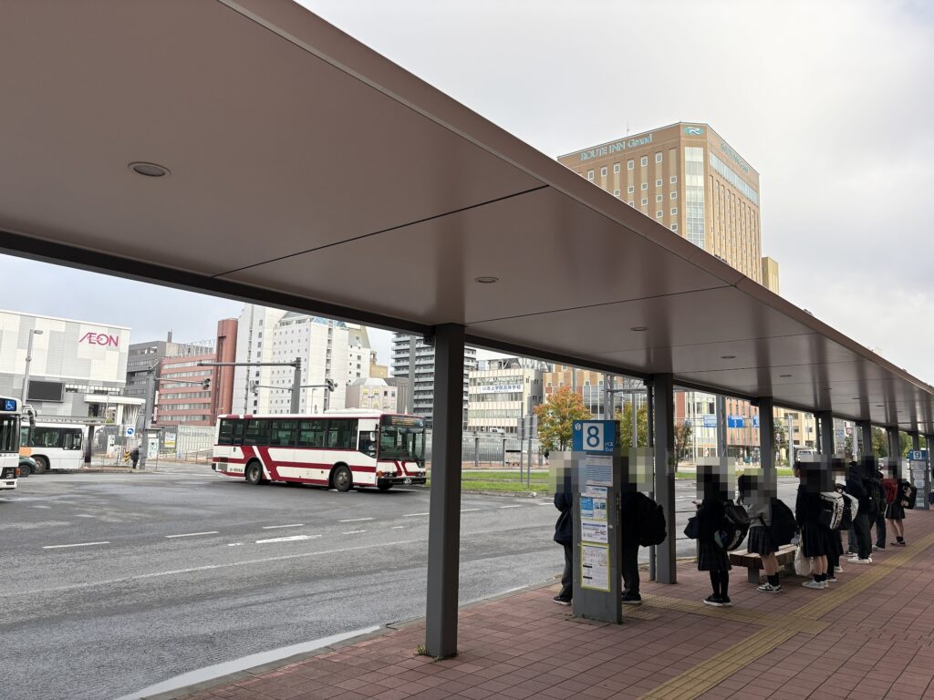 旭川駅前バスタッチの8番のりば（ノースライナーなど都市間バス）
